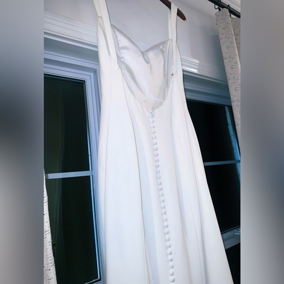 Jenny Yoo Samantha Wedding Gown Sz. 10 open back Crepe button train $2,500 - Picture 7 of 16